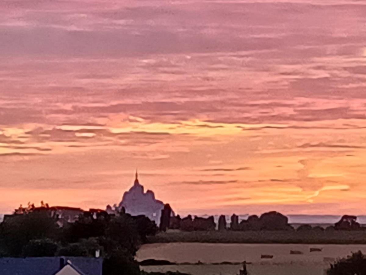 Appartement Lu'Ermael Avec Vue Mont Saint Michel Courtils Buitenkant foto